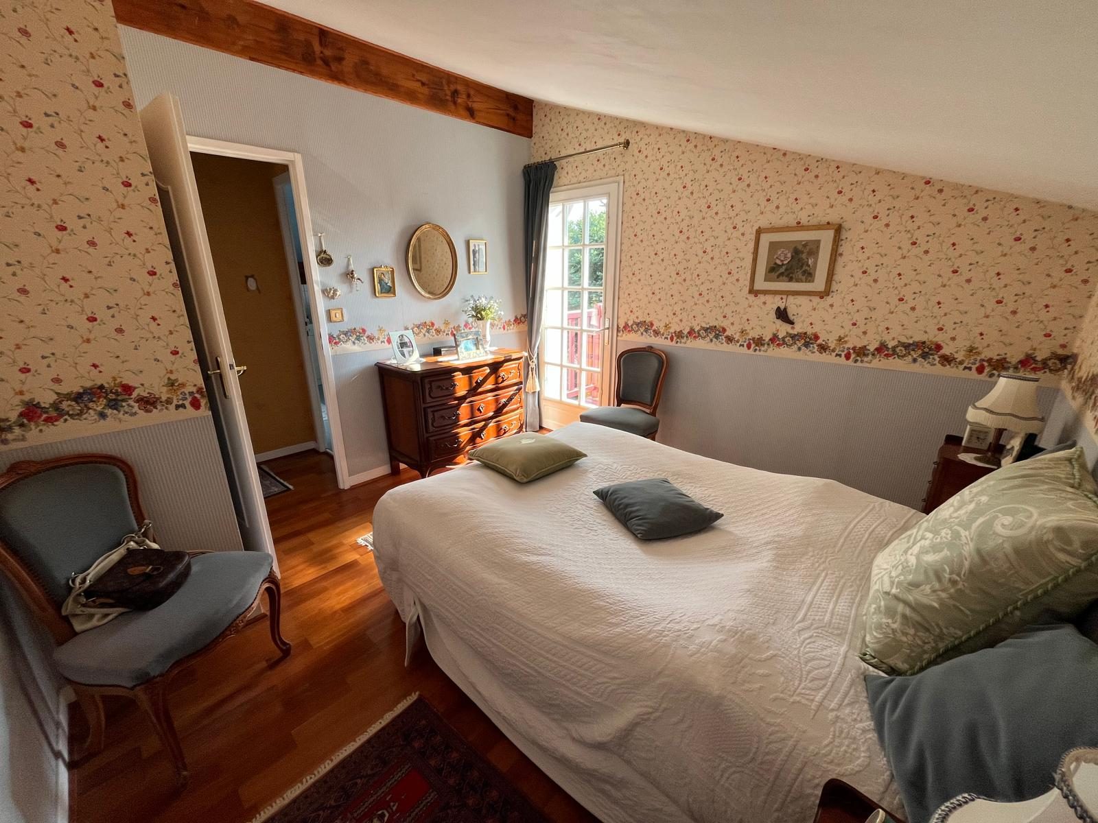MAISON T5