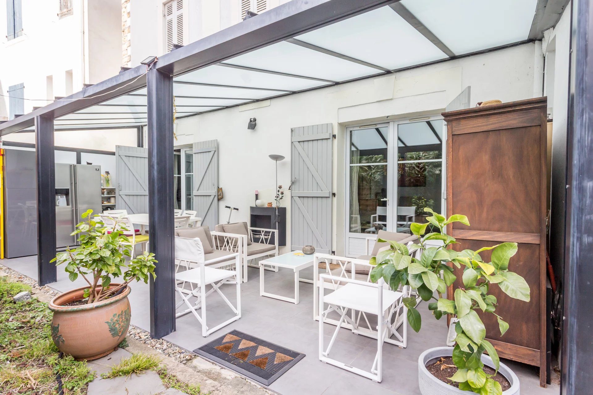 APPARTEMENT T3  Terrasse et  jardin en NUE PROPRIETE