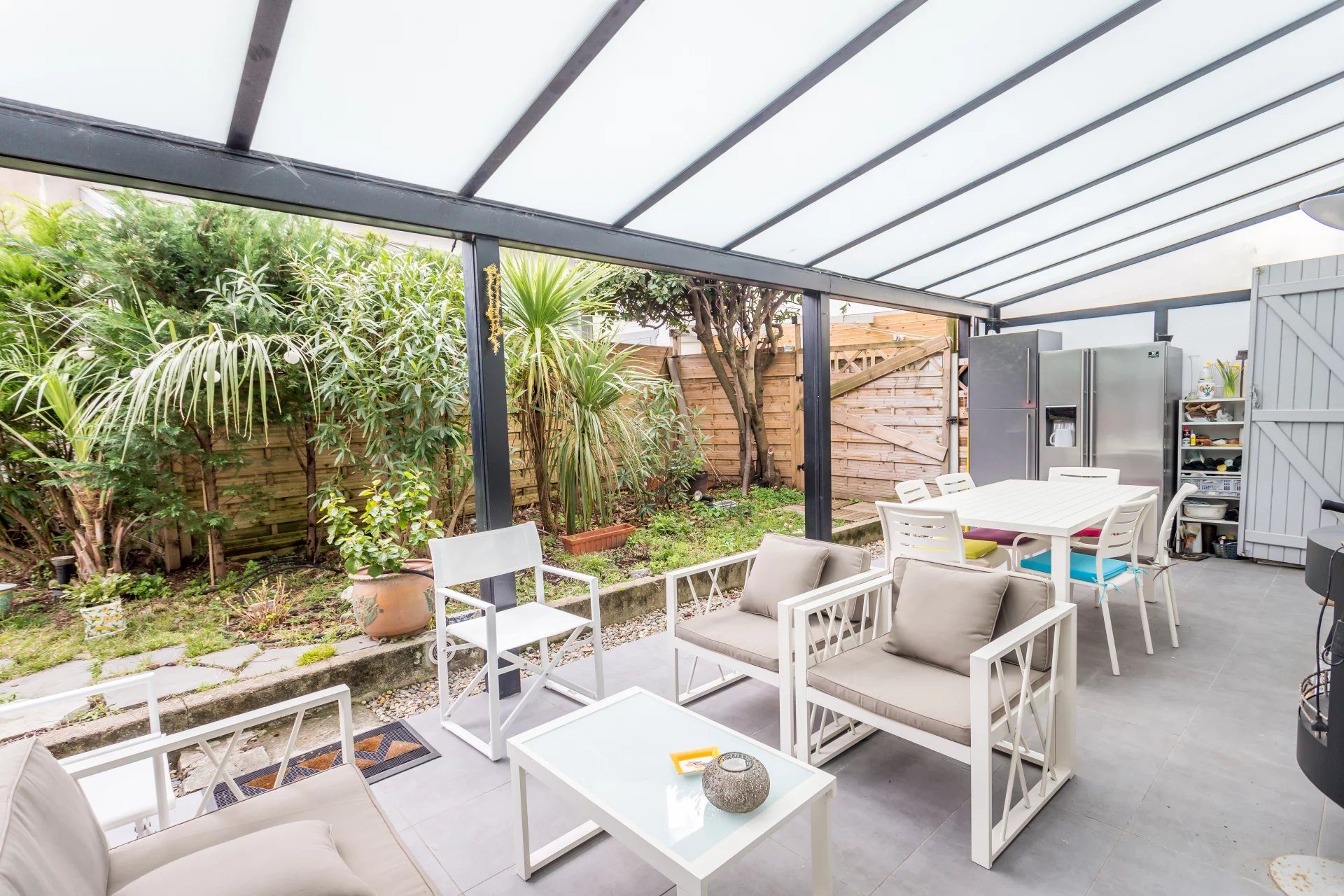 APPARTEMENT T3  Terrasse et  jardin en NUE PROPRIETE